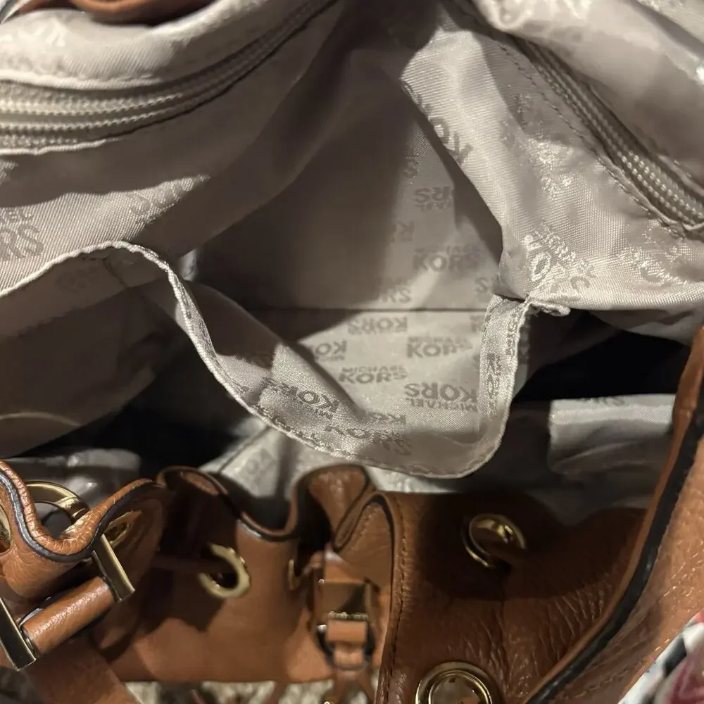 Michael Kors Camden Luggage Brown Drawstring Hobo Bag Fringe Tassel Gold NWOT - Picture 14 of 15